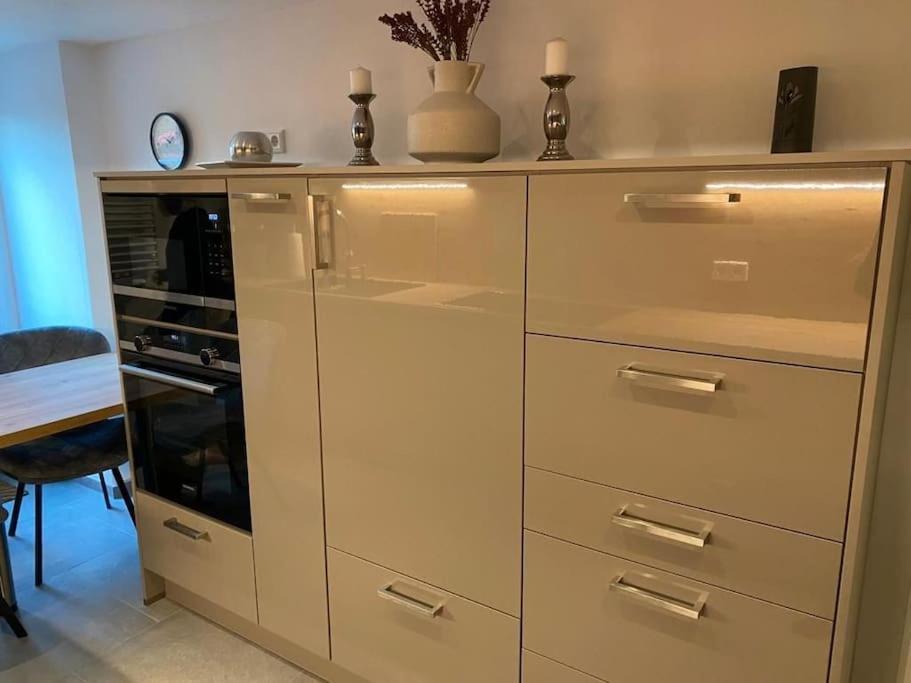 Ferienwohnung Hereinspaziert Wilhelmshaven Luaran gambar